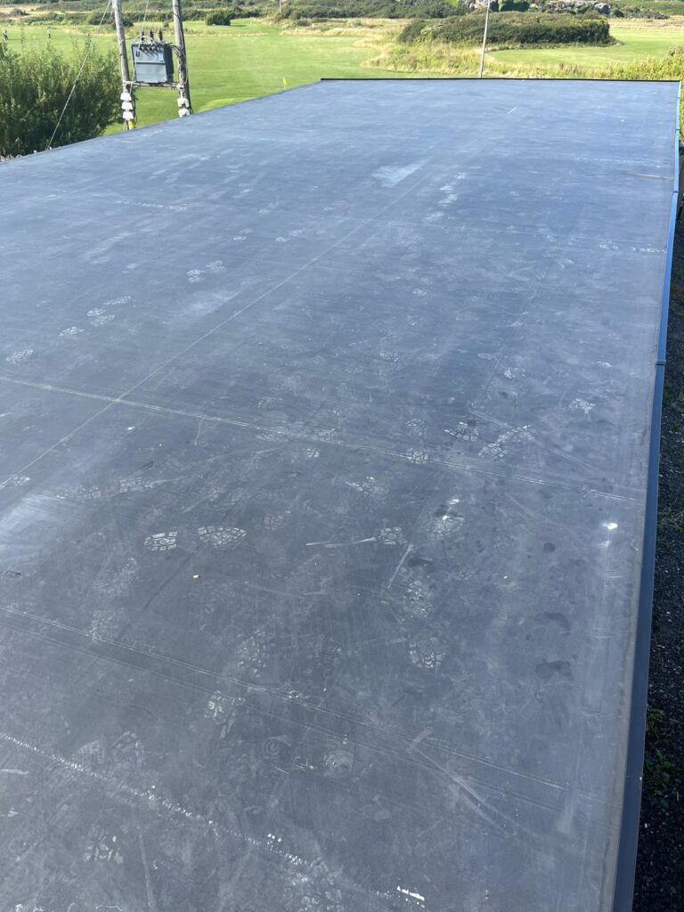 Flat roofing in Holyhead